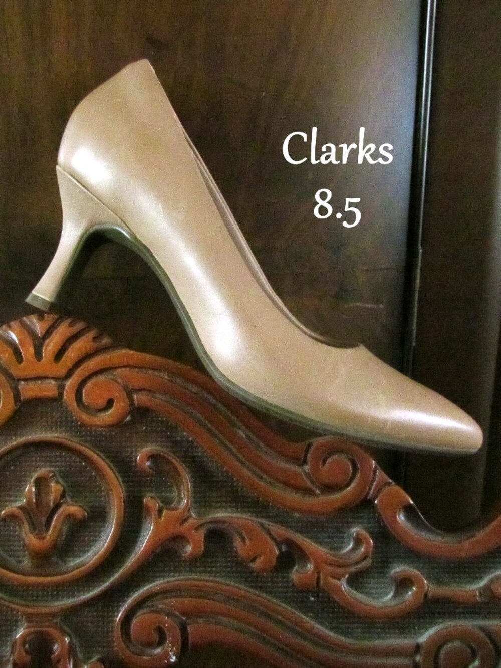 CLARK'S SHOES, 8.5, 8 1/2 HIGH HEELS, BEIGE TAN LEATHER PUMPS, NWT